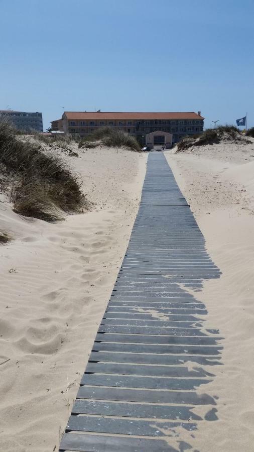 Beach And Surf Peniche Dış mekan fotoğraf